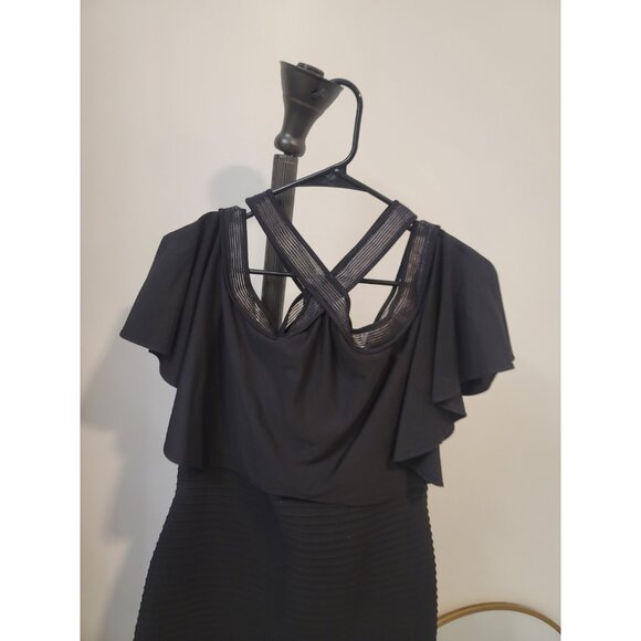 TADASHI SHOJI - CRYSTAL PINTUCK JERSEY HALTER Dress Size Medium Women's - Picture 2 of 5